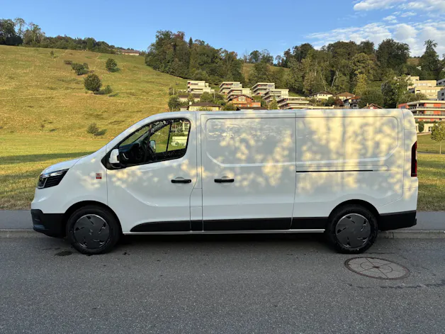 Renault Trafic Kaw. 3.0 t L2H1 150 PS Automat