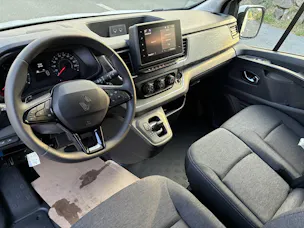 RENAULT Trafic Kaw. 3.0 t L2H1 150 PS Automat