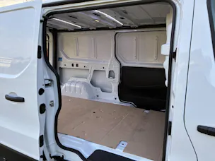 RENAULT Trafic Kaw. 3.0 t L2H1 150 PS Automat
