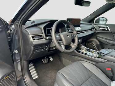 MITSUBISHI OUTLANDER 9