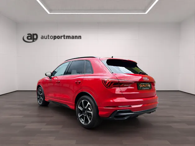 Audi Q3 2.0 40 TFSI S line quattro S-Tronic