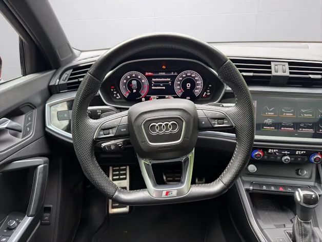 Audi Q3 2.0 40 TFSI S line quattro S-Tronic