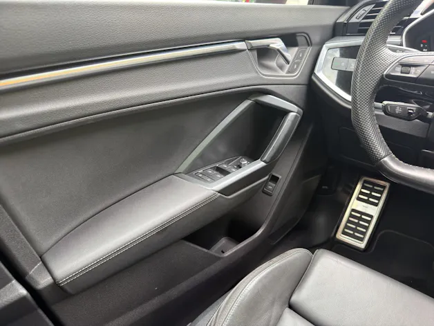 Audi Q3 2.0 40 TFSI S line quattro S-Tronic