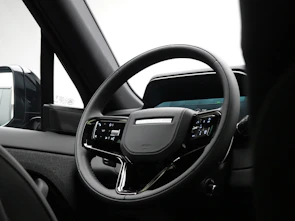 Fahrzeugbild LAND ROVER Range Rover Sport 3.0 I6 P460e HSE Dynamic