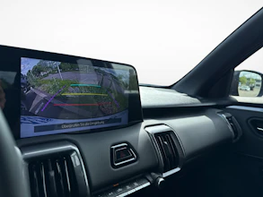 https://vehicle.imgix.net/4420958/8b33c945-cf26-434d-8f34-2b14d8f9d585.jpg