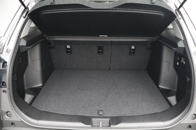 Fahrzeugbild SUZUKI S-CROSS