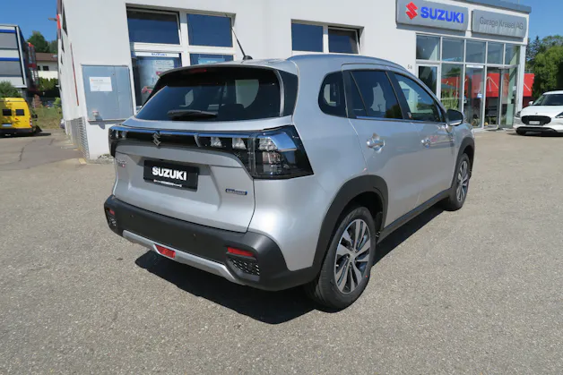 Suzuki S-Cross 1.4 T Piz Sulai Top Hybrid 4x4