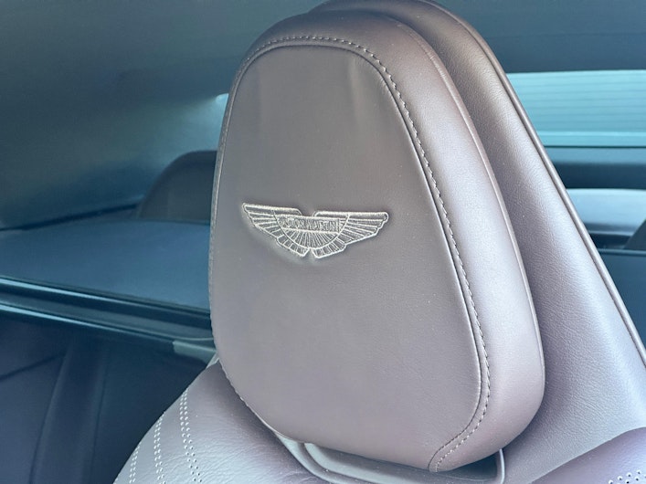 Vehicle image ASTON MARTIN DB11