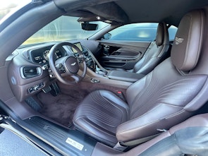 Vehicle image ASTON MARTIN DB11 Volante 4.0 V8 Bi-Turbo