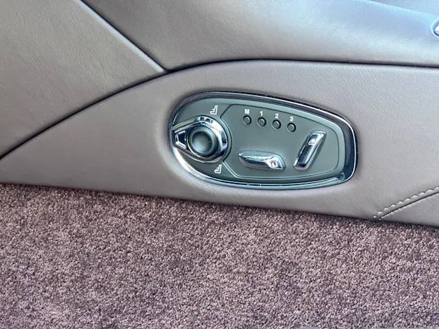 Aston Martin DB11 Volante 4.0 V8 Bi-Turbo