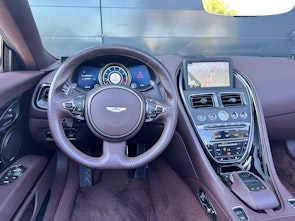Vehicle image ASTON MARTIN DB11 Volante 4.0 V8 Bi-Turbo