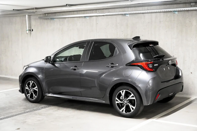 Fahrzeugbild TOYOTA YARIS