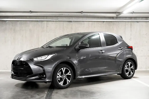 Toyota Yaris 1.5 VVT-i HSD Trend