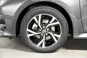 Toyota Yaris 1.5 VVT-i HSD Trend