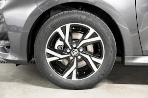 Fahrzeugbild TOYOTA Yaris 1.5 VVT-i HSD Trend