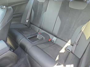 https://vehicle.imgix.net/4421024/c1163fe5-1f87-4a39-a3e6-8d9de690caca.jpg