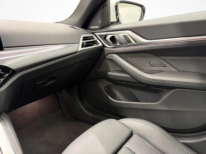 Fahrzeugbild BMW 4 SERIES