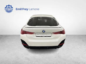 https://vehicle.imgix.net/4421042/dbfbb7aa-b411-4e33-b60c-5f15de6fc783.jpg