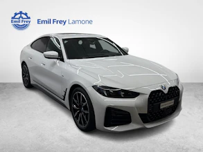 https://vehicle.imgix.net/4421042/dd53ed08-7593-4a16-b39b-bcd55e4b4e9d.jpg