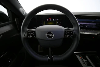 https://vehicle.imgix.net/4421052/17bd86b1-e7c6-4f86-bd82-18b3ca8dfeb6.jpg