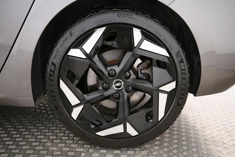 Fahrzeugbild OPEL ASTRA