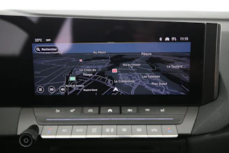 https://vehicle.imgix.net/4421052/7dc900ed-56fc-44e9-b507-f2aa07e151d8.jpg