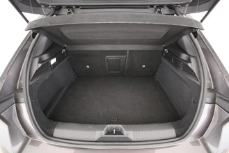 https://vehicle.imgix.net/4421052/8017e061-50f9-4f19-b662-82a01c218671.jpg