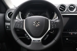 image du véhicule SUZUKI Vitara 1.4 T Piz Sulai Top Hybrid 4x4