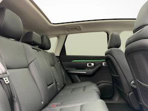 https://vehicle.imgix.net/4421090/2d6ce720-9f1f-46f3-8471-0abc92acc43e.jpg