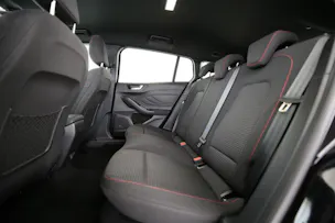 FORD Focus Station Wagon 1.0i EcoB Hybrid 155 ST-Line