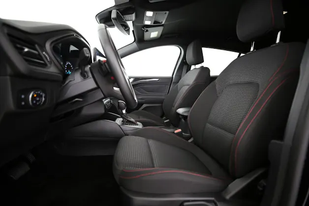FORD Focus Station Wagon 1.0i EcoB Hybrid 155 ST-Line