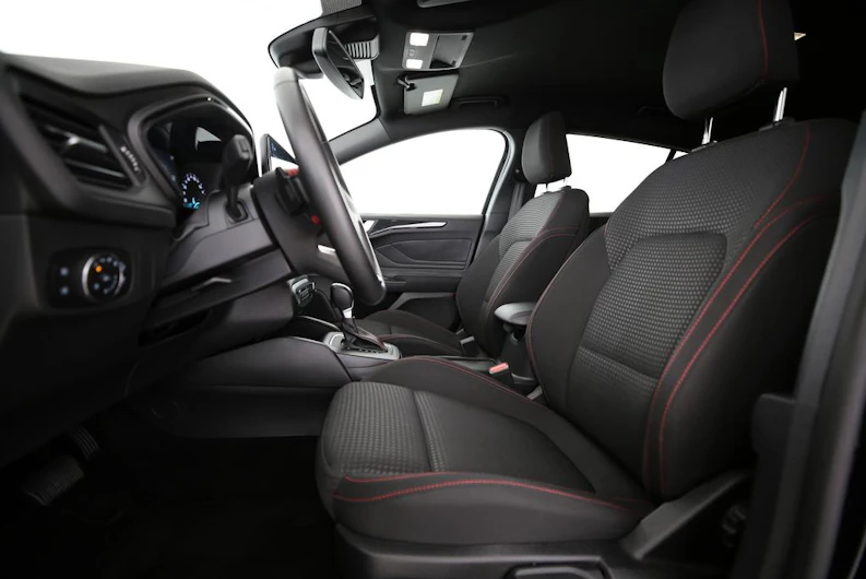 image du véhicule FORD FOCUS