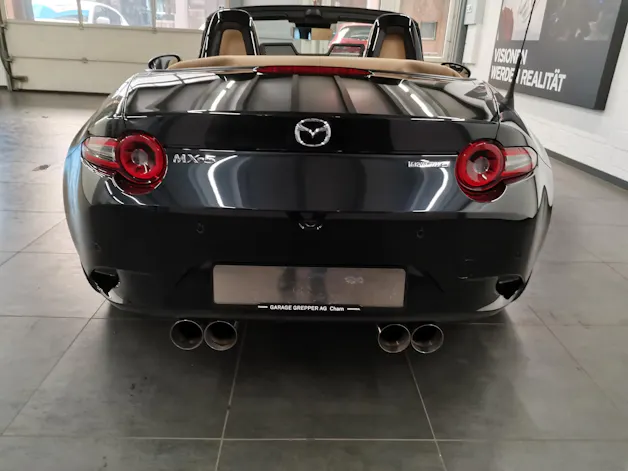 Mazda MX-5 2.0 Kazari