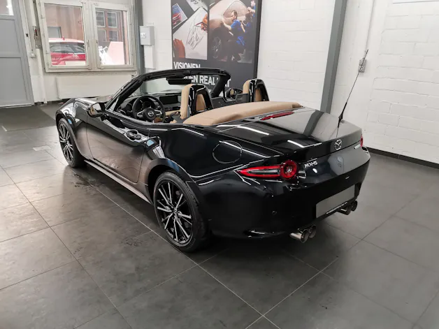 Mazda MX-5 2.0 Kazari