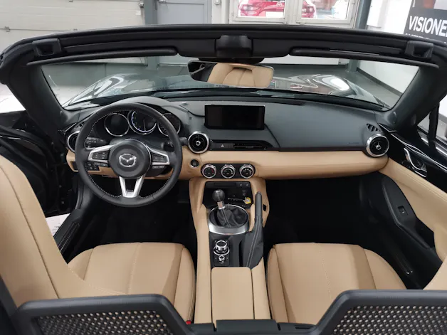 Mazda MX-5 2.0 Kazari