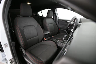 https://vehicle.imgix.net/4421132/260f0bca-a40a-409c-8603-a3f2e34e2d86.jpg