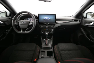 https://vehicle.imgix.net/4421132/309029e7-8084-4849-ad00-9343b981a281.jpg