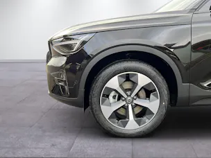 VOLVO XC40 2.0 B4 MH Plus Dark