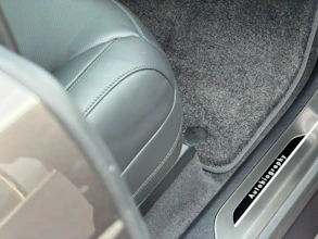 https://vehicle.imgix.net/4421201/ce690d62-4a07-4057-9029-eb533691ca37.jpeg