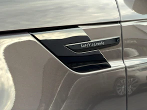 https://vehicle.imgix.net/4421201/dbbf5239-b6d1-418a-b017-4c2c4ba4d9a1.jpeg