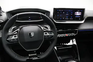 PEUGEOT 208 1.2 Hybrid 145 GT Exclusive