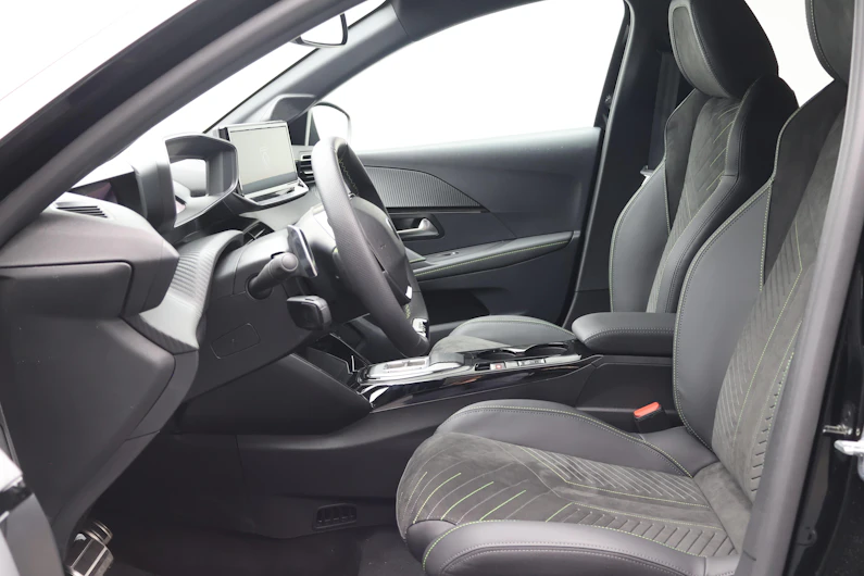 Fahrzeugbild PEUGEOT 208