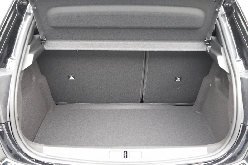 Fahrzeugbild PEUGEOT 208