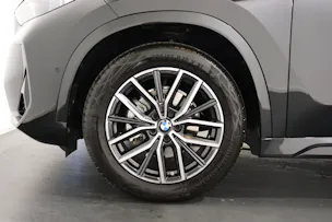 BMW X1 20d xDrive paddles