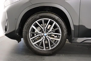 image du véhicule BMW X1 20d xDrive paddles
