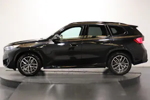 BMW X1 20d xDrive paddles
