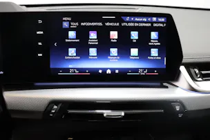 BMW X1 20d xDrive paddles