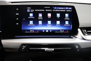 image du véhicule BMW X1 20d xDrive paddles