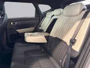 https://vehicle.imgix.net/4421278/8d716172-e4c8-4acb-b8bb-4a575dad6d5d.jpg