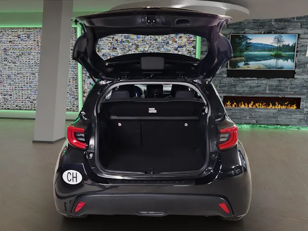 Toyota Yaris 1.5 VVT-i HSD Trend